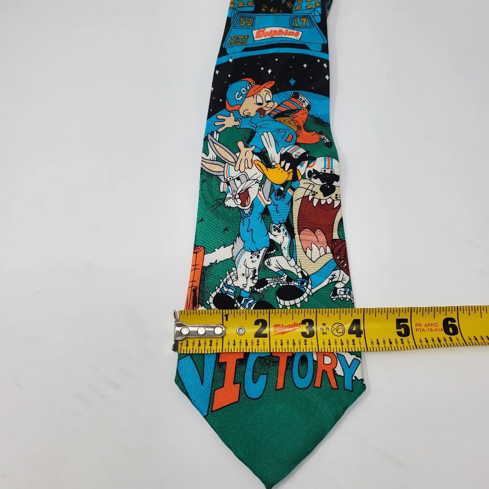 Vintage 1993 Loonie Tunes NFL Dolphins Silk Tie EUC